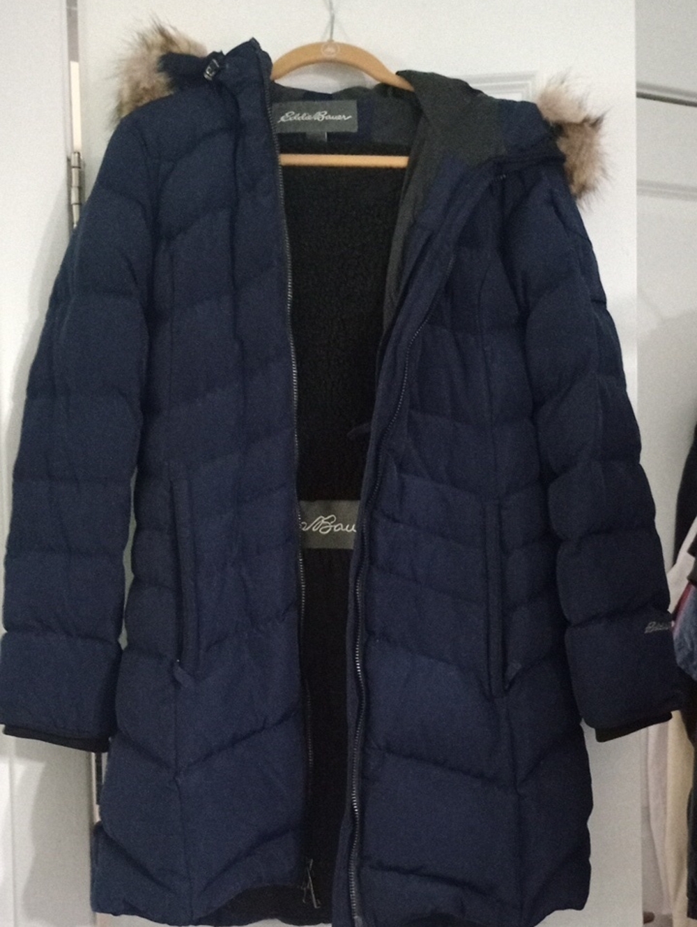 Eddie Bauer NWOT Navy Down  Winter Coat with Faux Fur Hood/ 80% Down/Feather M